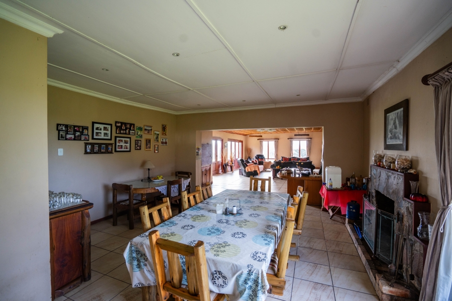5 Bedroom Property for Sale in Grahamstown Rural Eastern Cape